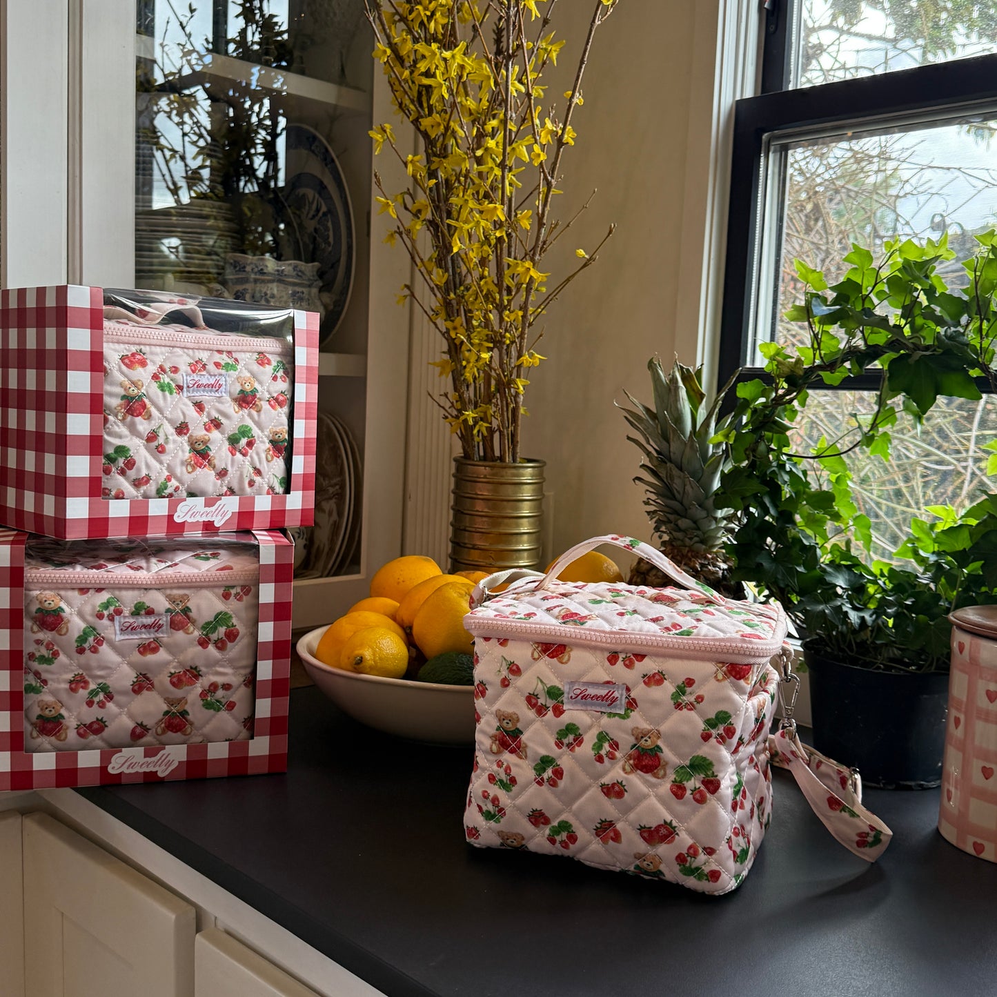 strawberry bear quilted lunch box