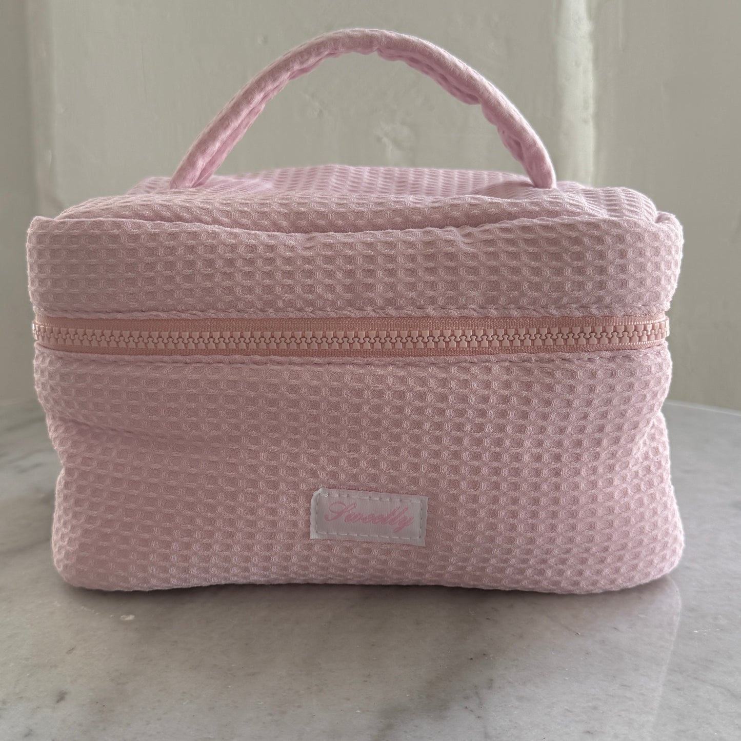 pink fawn thermal beauty case