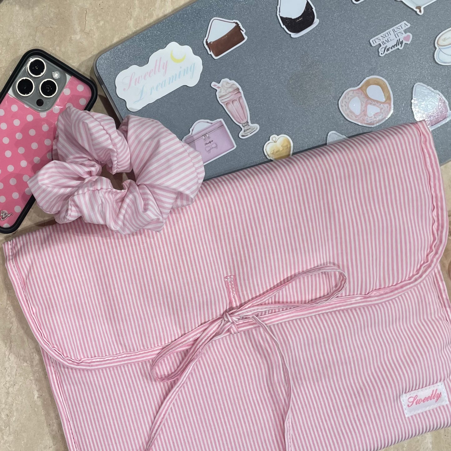 sweet envelope laptop pouch